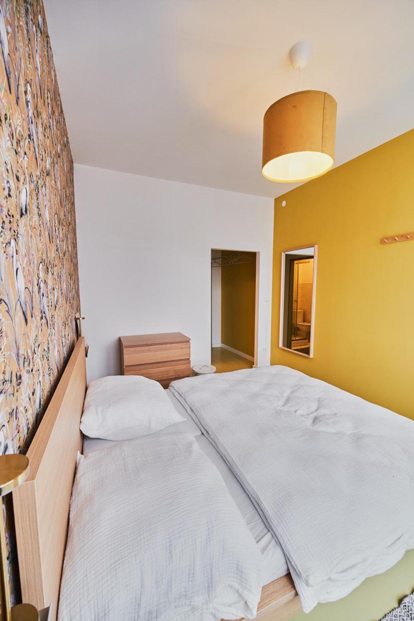 Hostel Prazacka Прага Экстерьер фото